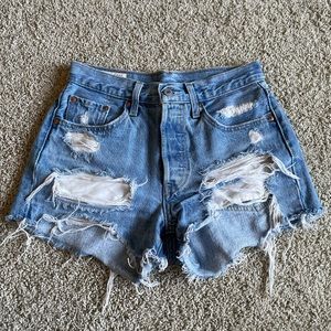 501 Levi Jean Shorts